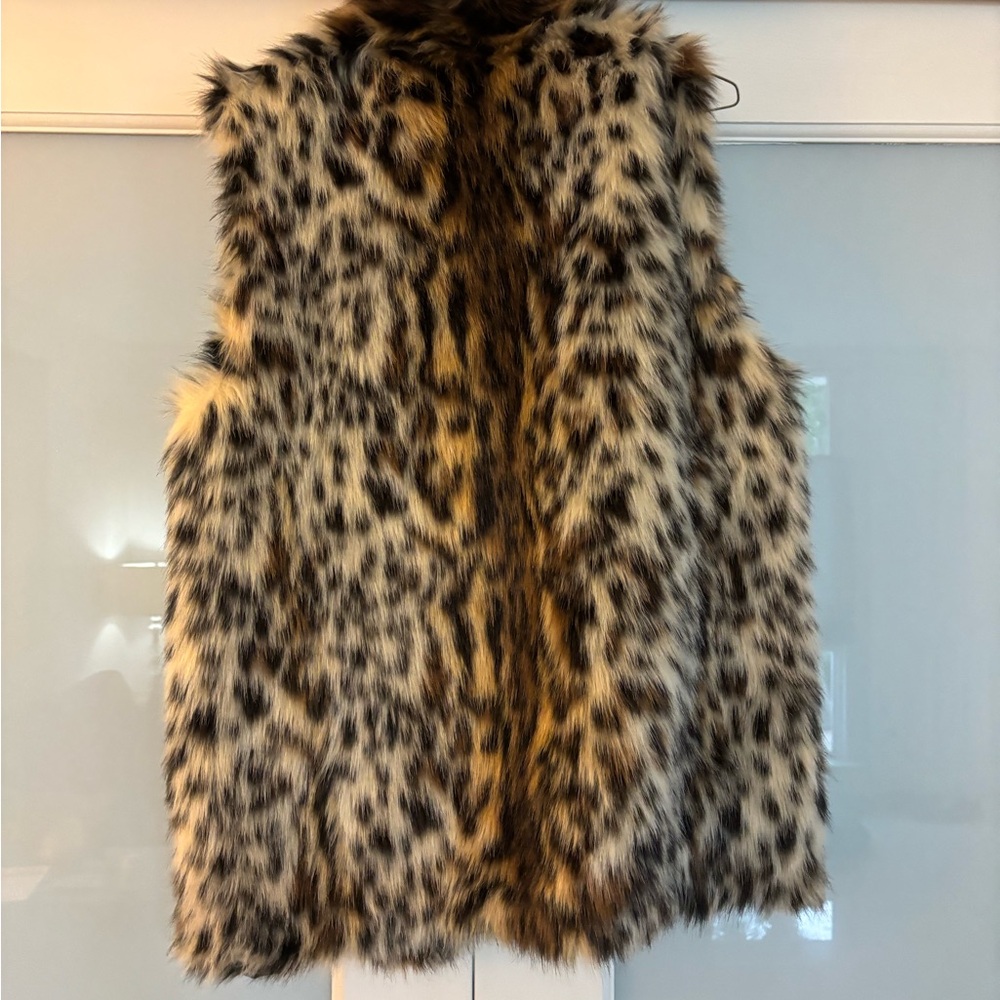 Fabulous Furs Animal Print Faux Fur Vest - Picture 4 of 4